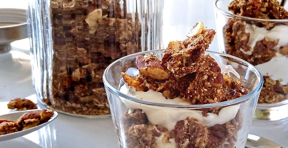 Carrot cake granola