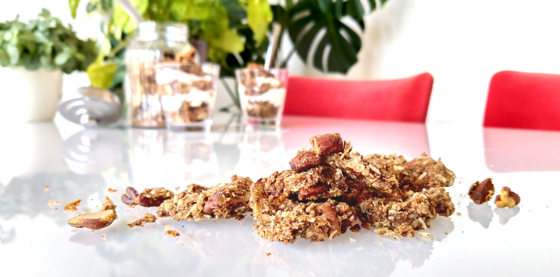 Carrot cake granola