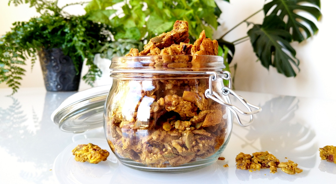 Pompoengranola in glazen weckpot