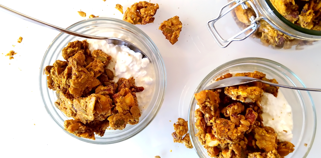 Pompoengranola met cottage cheese - birdview