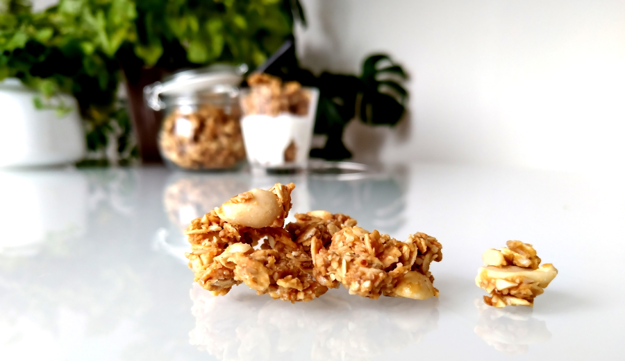 Pindagranola met ‘salted honey’: de clusters!